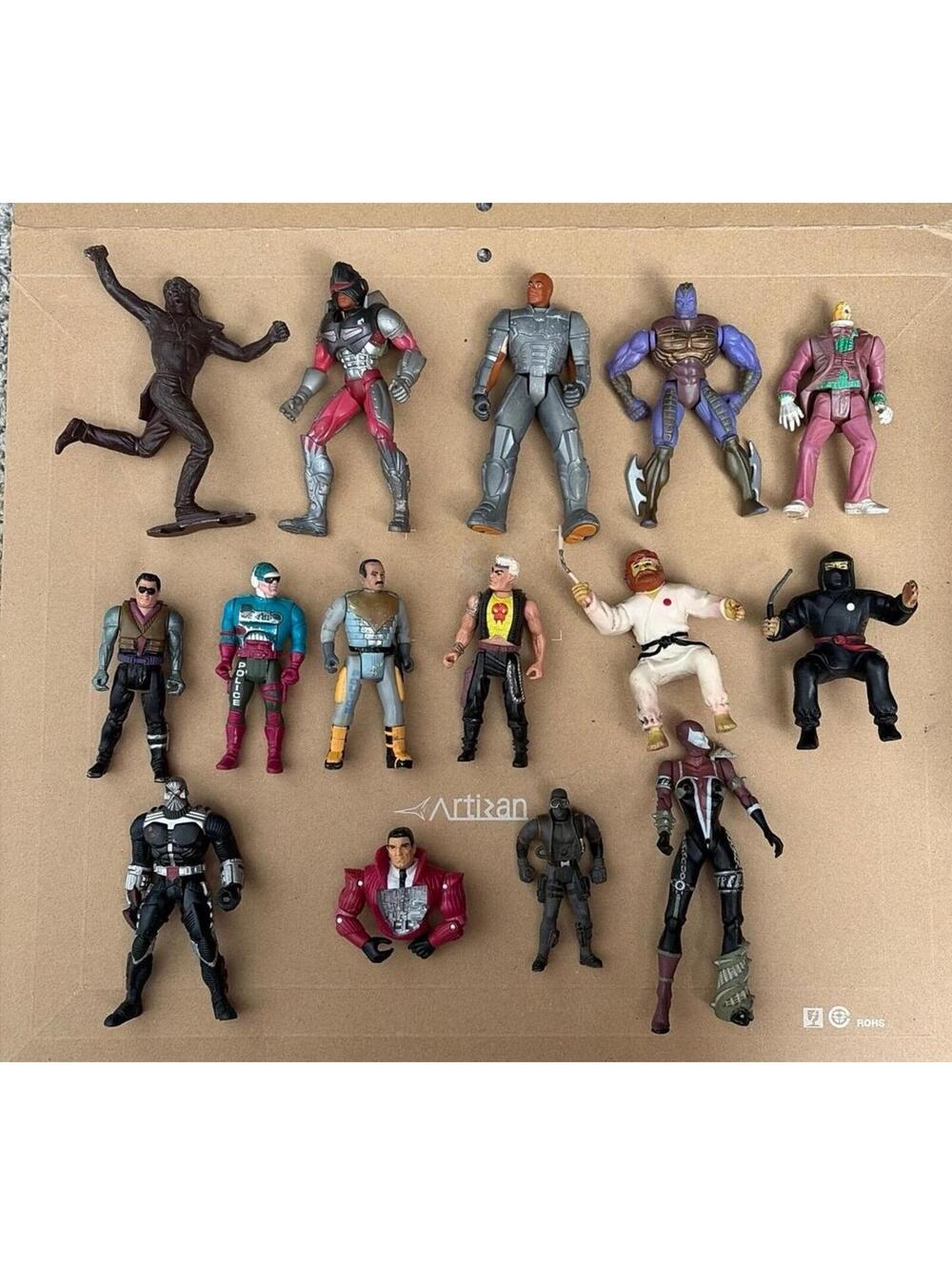 Vintage Toy lot / 80’s - 90’s action figures gi Joe robo cop beetle juice